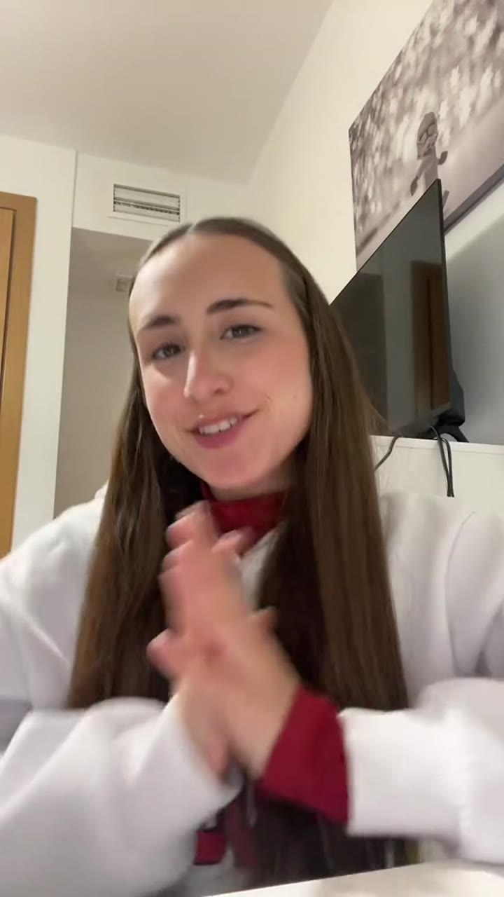 Vista previa del vídeo de Alicia